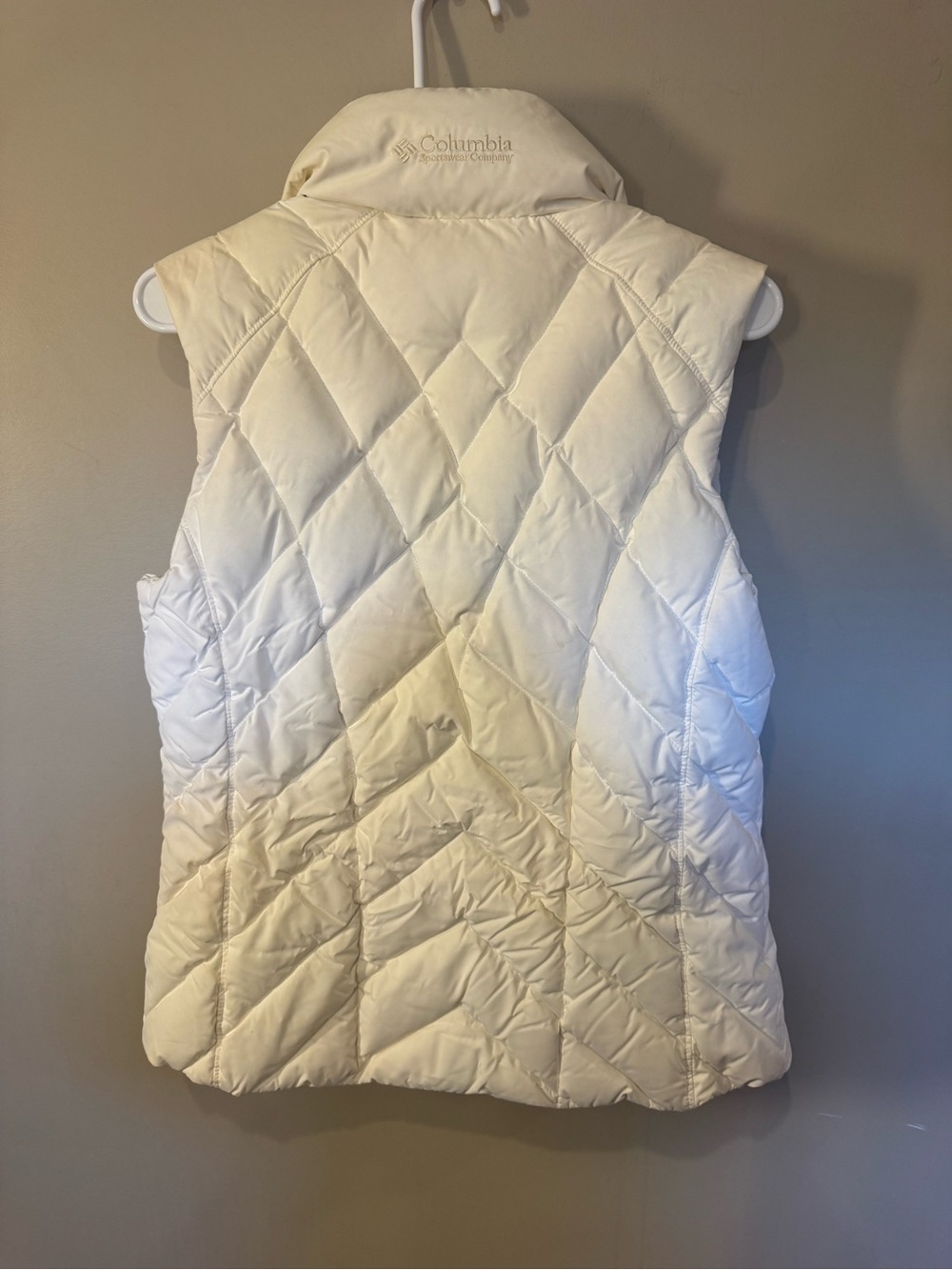Columbia Women’s Small Ivory Down Puffer Vest Quilted Full Zip - Picture 7 of 10